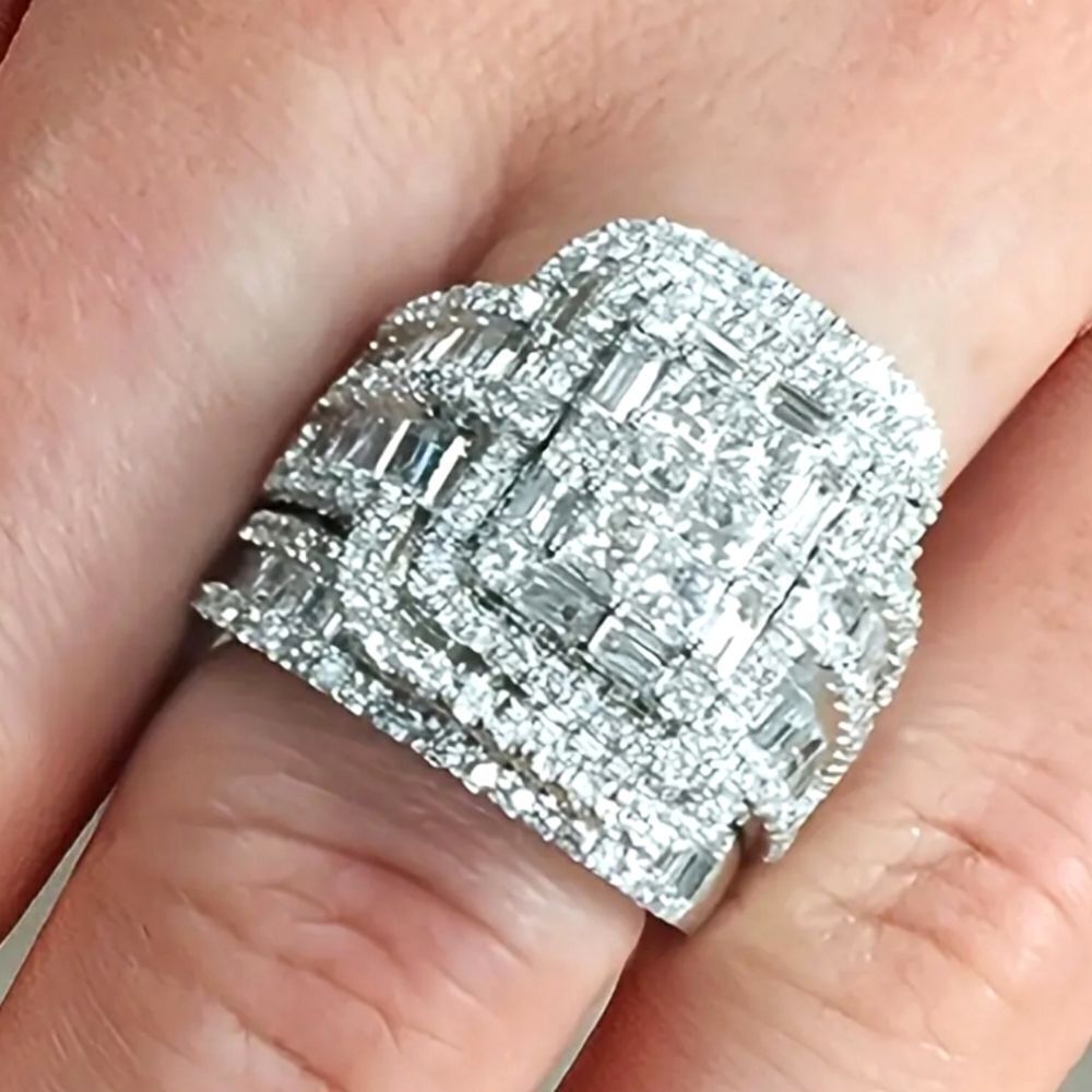 Shimmering Cluster Engagement /Wedding Set 5Ct Lab Created Diamond Unisex